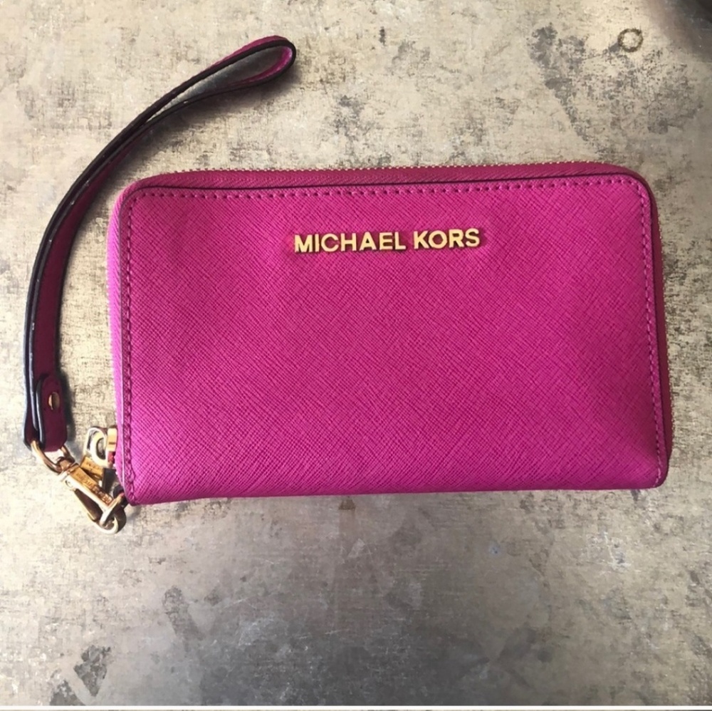 Michael Kors hot pink wallet/wristlet